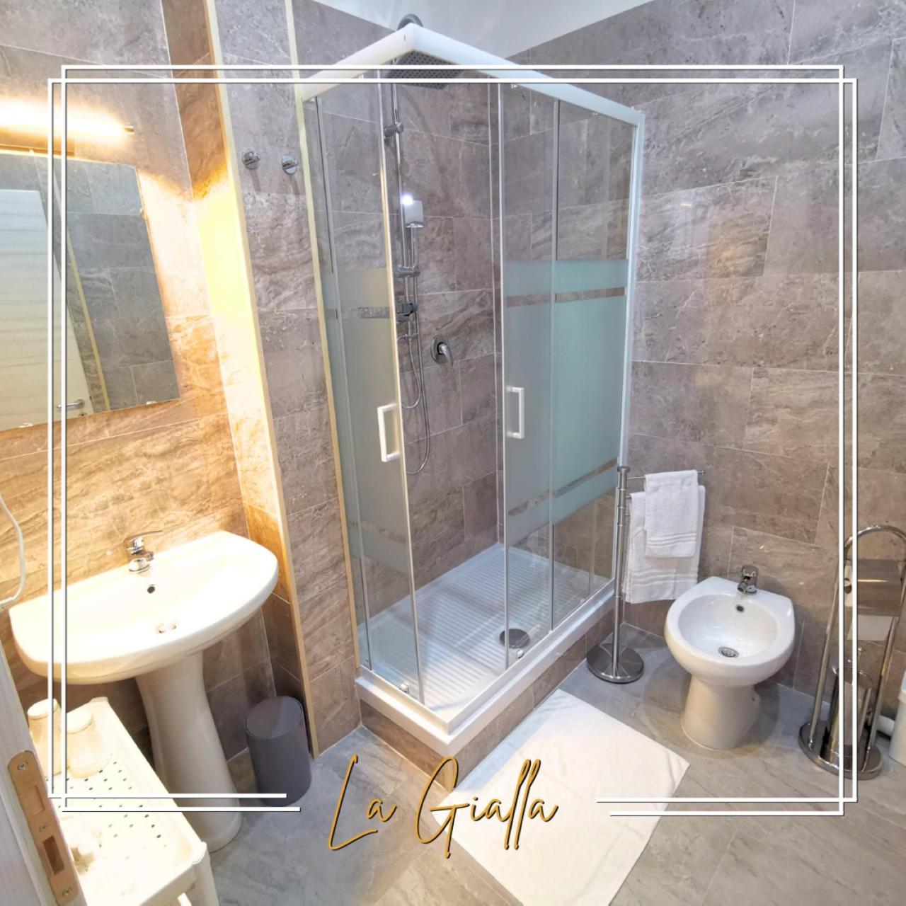 Bed and Breakfast Emme Napoli Екстер'єр фото